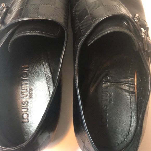 Men’s Louis Vuitton shoes - Picture 7 of 8